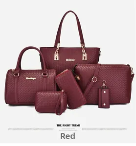 Ensemble 6 pièces de sacs bordeaux à texture tissée avec détails dorés et pochette