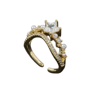 Elegant gold-plated open ring featuring a star-shaped zircon and white pearls