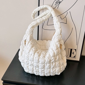 Fashion Women Quilted Puffy Shoulder Bag Nylon Large Capacity Cloud Tote Bag Lightweight Diamond Pleated Hobo Handbag