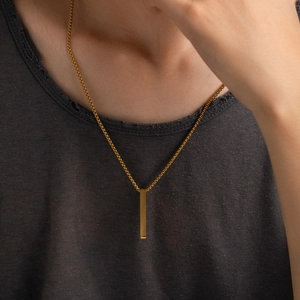 Minimalist gold-plated stainless steel square bar pendant necklace for women and men