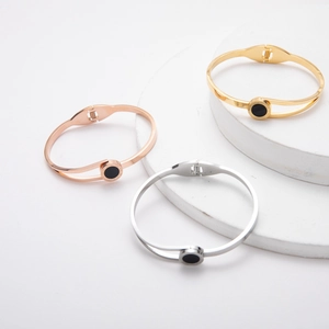 Bracelet Jonc Chiffres Romains En Acier Inoxydable Avec Incrustation Email Noir Ouverture A Charniere Bijoux Femmes