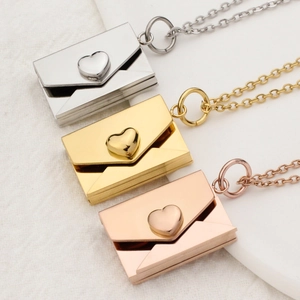 Collier Pendentif Enveloppe Cœur en Acier Inoxydable Collier Médaillon Lettre d'Amour Pour Femme Bijoux de Mode Cadeau