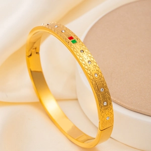 Armreif Aus Edelstahl Für Damen Mit Rautengravur Und Strasssteinen In Rotem Und Grünem Emaille Goldener Retro Schmuck