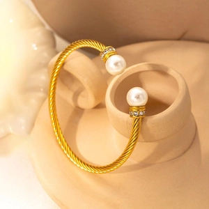 Minimalist gold spiral wire rope open bangle with pearls and zircon details