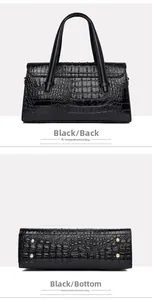 Vue arrière et du dessous du sac à main noir motif crocodile avec clous en métal doré
