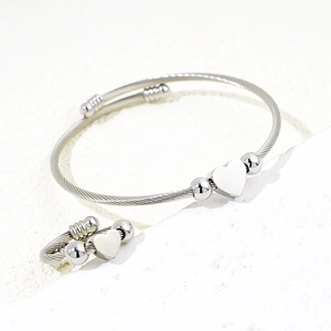 Polished 18k gold plated stainless steel heart cable wire bangle and matching ring set