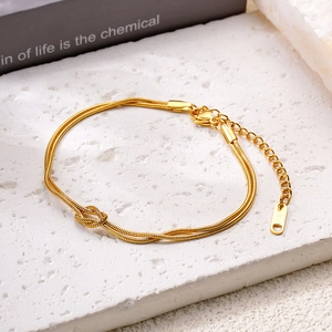 Bracelet À Double Chaîne Serpent En Acier Inoxydable Plaque Or Design Nœud Bijoux De Mode Minimalistes Pour Femmes