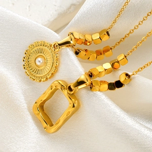 Collier Pendentif Géométrique Acier Inoxydable Plaqué Or 18K Avec Künstliche Perle Soleil Ou Rectangle Irrégulier Bijoux Pour Femmes