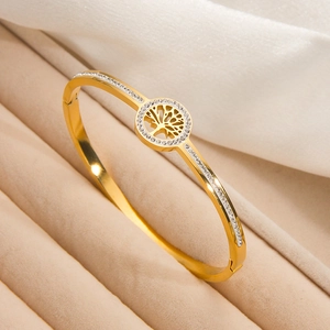 Bracelet Arbre de Vie plaqué or 18 carats avec cristaux sur support en velours