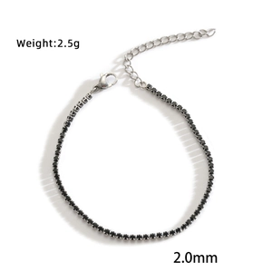 Détail du bracelet tennis en acier avec zircons noirs de 2,0 mm pesant 2,5 g