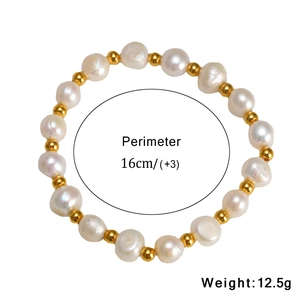Détails du bracelet en perles baroques fait main avec perles dorées de 16cm réglables
