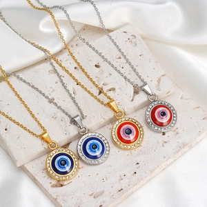 Collier Pendentif Rond Mauvais Oeil Plaqué Or 18K Acier Inoxydable Avec Strass Résine Bijoux Style Turc Pour Femmes