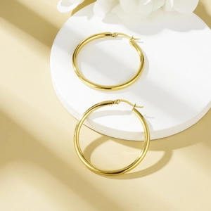 Polished Round Hoop Earrings 18K Gold Plated Stainless Steel Lightweight Versatile Fashion Jewelry For Women
