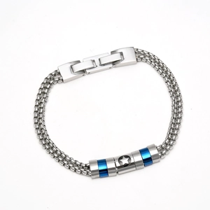 Men's double-row Cuban steel bracelet with silver chain and blue star cylinder charm