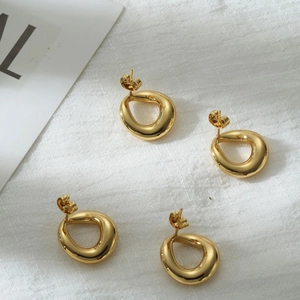 Two pairs of minimalist 18k gold plated stainless steel hollow oval hoop earrings