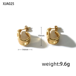 Boucles d'oreilles vagues dorées XJA025 mesurant 19x14mm avec un poids de 9,6g