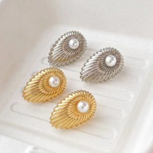 Vintage Shell Fan Shaped Stud Earrings Copper With Imitation Artificial Pearl Retro Elegant French Style Accessories For Women