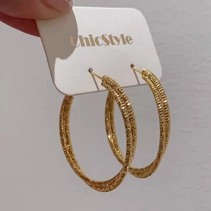 Orecchini A Cerchio Texturizzati Rame Placcato Oro Metallo Intrecciato Cerchio Gioielli Per Donne Stile Lusso Minimalista