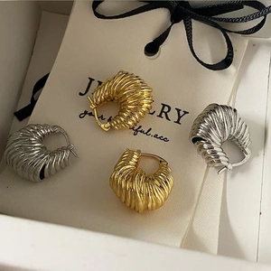 U-shaped twisted hoop earrings in gold and silver finish with S925 sterling silver posts