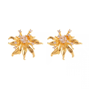 Vintage gold flower stud earrings with zircon center and sparkling petal details