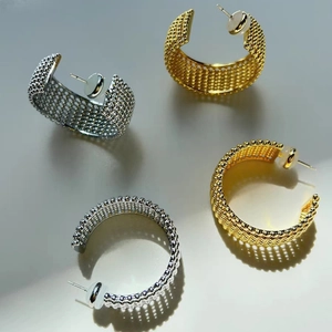 Boucles D'Oreilles Créoles En Forme De C En Cuivre Texture Maille Large Creuse Géométrique Minimaliste Bijoux Pour Femmes