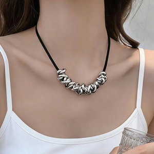 Irregular Metal Interlocking Rings Pendant Necklace Alloy Black Rope Cord Minimalist Industrial Style Jewelry For Women