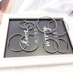 Boucles D'oreilles Créoles En Acier Inoxydable Grands Cercles Polis Minimaliste Bijoux De Mode Simple Pour Femmes