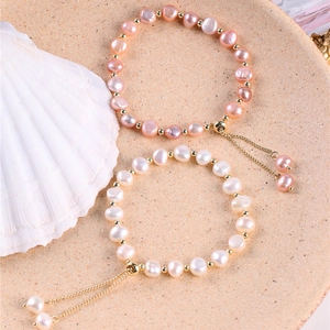 Pulsera de perlas de agua dulce barrocas rosas y blancas con cierre ajustable dorado