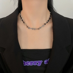 Silver bone-shaped titanium steel necklace for women in trendy punk choker style