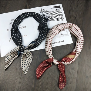 Women Fashion Satin Satin Square Scarf Geometric Polka Dot Chain Print Retro Headscarf Bandana Neck Wrap Accessory