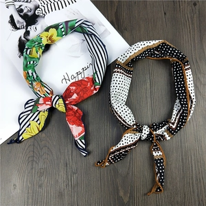 Foulard Triangulaire En Satin Synthétique Pour Femme Bandana Imprimé Floral Paisley Headscarf Accessoire Cheveux Sac Élégant