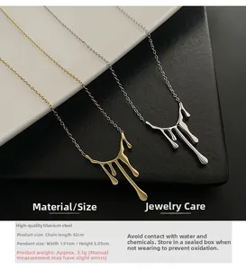 Vue détaillée des pendentifs goutte fluide avec dimensions de chaîne et détails matériaux