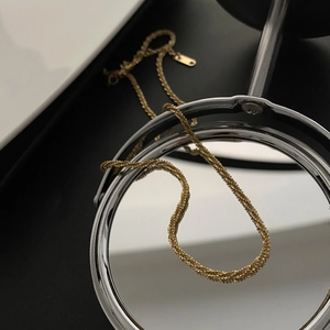 Minimalist Shimmering Clavicle Chain Necklace Titanium Steel Water Ripple Texture Non-fading Jewelry For Women