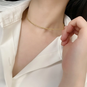 Sparkling titanium steel choker necklace for women with shimmering textured chain design