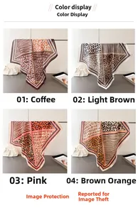 Carrés de soie avec imprimé léopard et motifs géométriques en quatre couleurs chic