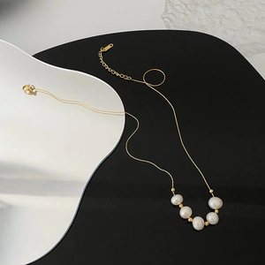 Collier Sourire En Künstliche Perles Naturelles Et Acier Titane Pour Femmes Minimaliste Arc Cinq Künstliche Perles Chaîne Clavicule
