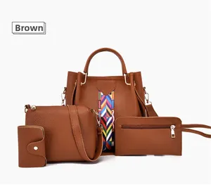 Details des braunen 4-teiligen Taschen-Sets aus Lederimitat mit geometrischem Gurt