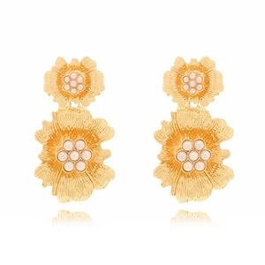 Luxurious gold flower earrings featuring tiered petals and center pearl clusters