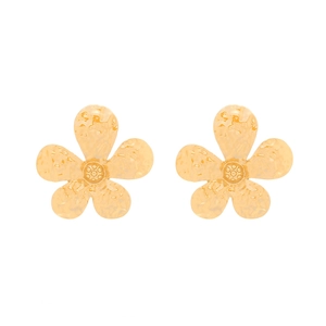 Elegant gold five-petal flower stud earrings with textured hammer finish design