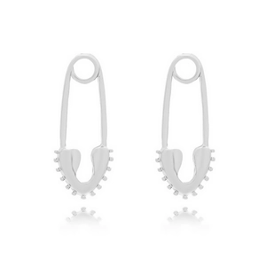 Retro hollow heart paperclip earrings in silver finish with polished metallic surface