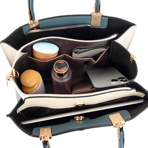 Sac à main tricolore minimaliste avec compartiments spacieux pour essentiels du quotidien