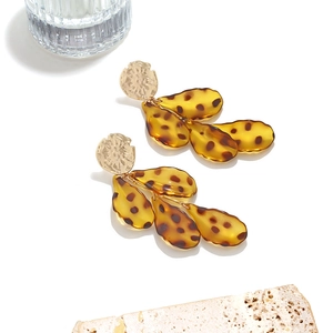 Bohemian multilayer leopard print leaf drop earrings with hammered gold texture disks