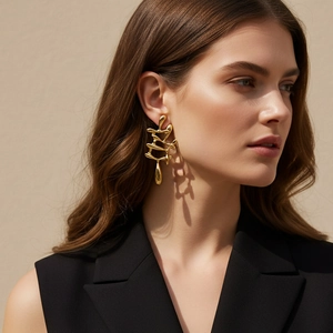 Boucles D'oreilles Clous Feuille Creuse Poli Métal Fluide Branche Abstrait Fleur Femmes Bijoux Avec Tige Acier Inoxydable