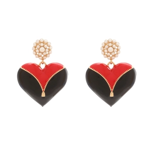 Boucles d'oreilles cœur avec perles blanches et design fermeture éclair émaillée
