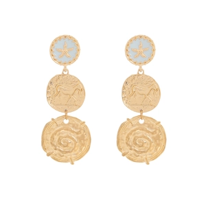 Boucles d'oreilles rétro dorées avec charms étoile de mer et pièce à motif cheval