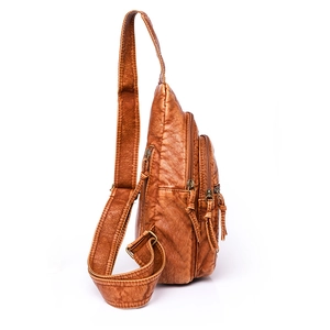 Sac de poitrine classique en cuir PU marron délavé avec plusieurs poches zippées