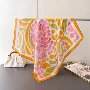 Écharpe Carrée À Imprimé Floral Abstrait Satin Satin Imitation Foulard Cheveux Mode Femmes