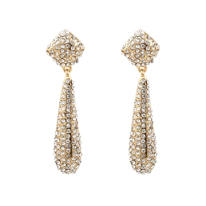 Boucles d'oreilles longues dorées en forme de goutte avec pavé de diamants blancs