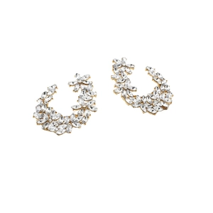 Boucles d'oreilles fleurs dorées en forme de C avec des strass marquise brillants