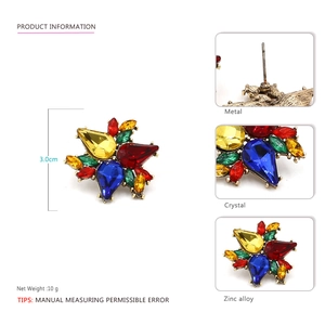 Boucles d'oreilles vintage fleurs en cristal avec pierres gouttes multicolores